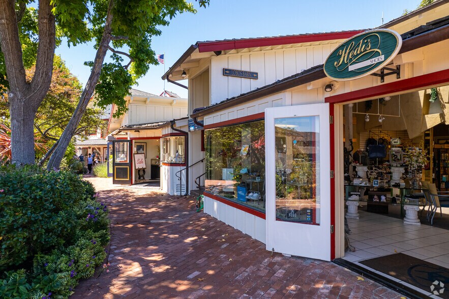 More Photos Of 3618 The Barnyard, Carmel Unknown For Lease