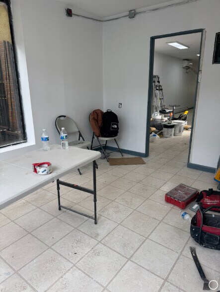 More Photos Of 8822 Roosevelt Ave, Jackson Heights Storefront Retail Office For Lease