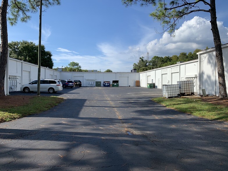 More Photos Of 11902-11970 Race Track Rd, Tampa Unknown For Lease
