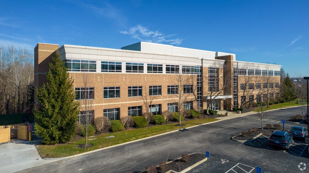 Primary Photo Of 8760 Orion Pl, Columbus Office For Lease