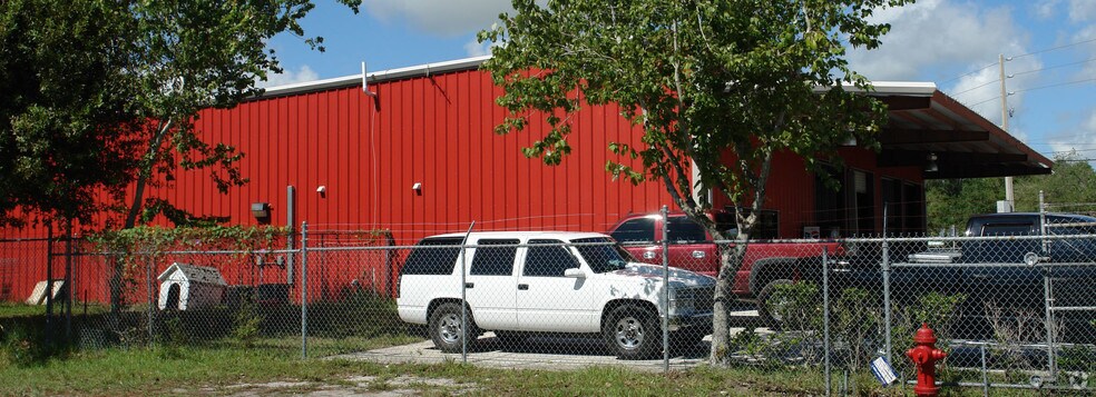More Photos Of 3345 Okeechobee Rd, Fort Pierce Warehouse For Sale