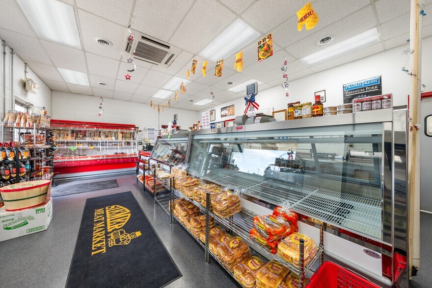 More Photos Of 1400 Commerce Dr, New Lexington Distribution For Sale