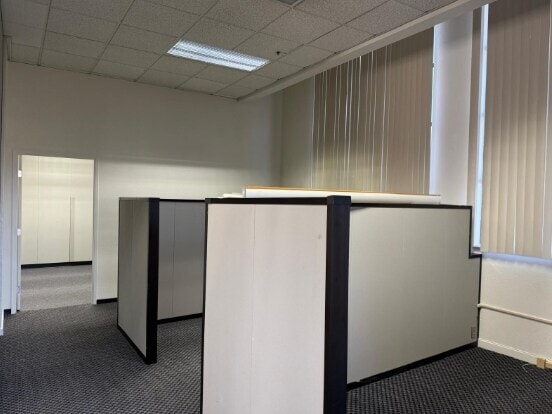 More Photos Of 2150 Mariner Square Dr, Alameda Office For Lease