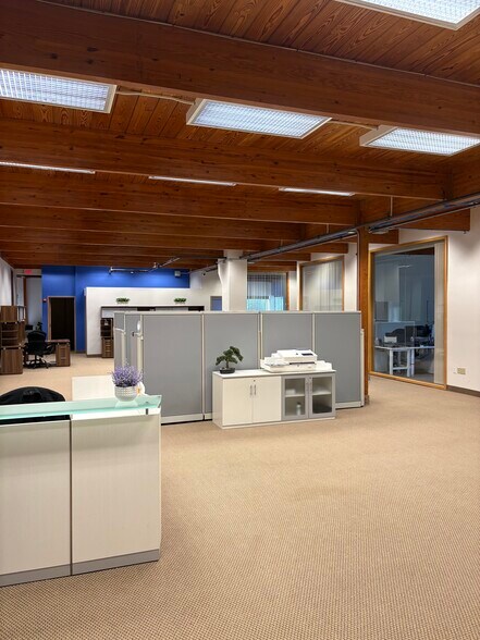 More Photos Of 87 Elm St, Hopkinton Office For Lease
