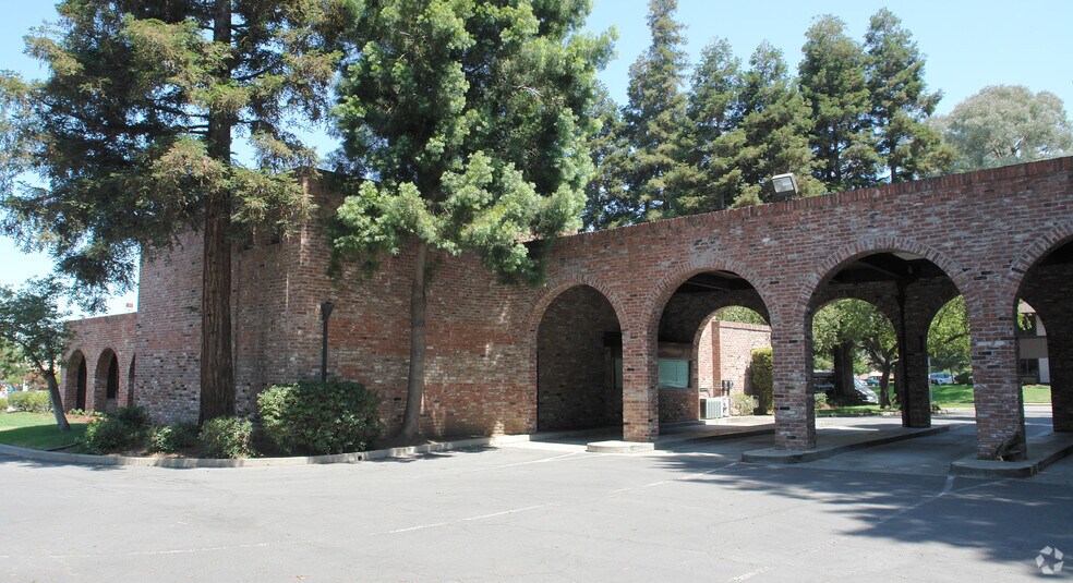 More Photos Of 3011 Citrus Cir, Walnut Creek Unknown For Lease