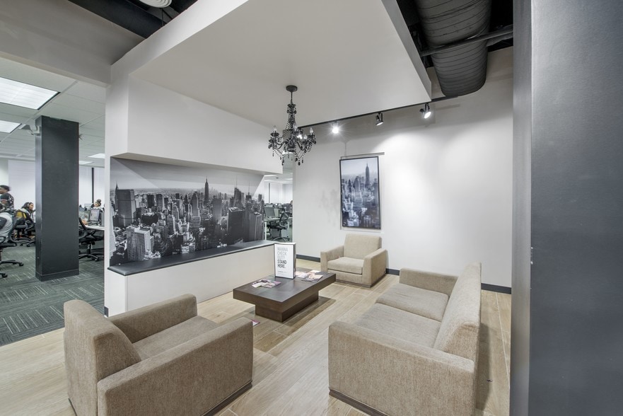 More Photos Of 850 E Altamonte Dr, Altamonte Springs Office For Lease