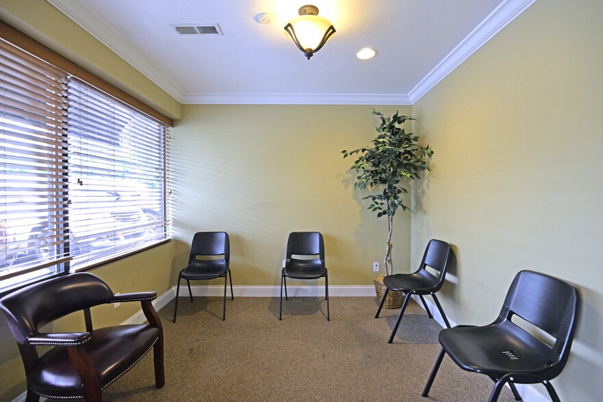 More Photos Of 2180 Stein Dr, Chattanooga Warehouse For Sale