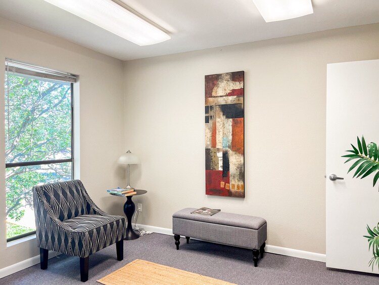 More Photos Of , Baton Rouge Office For Sale