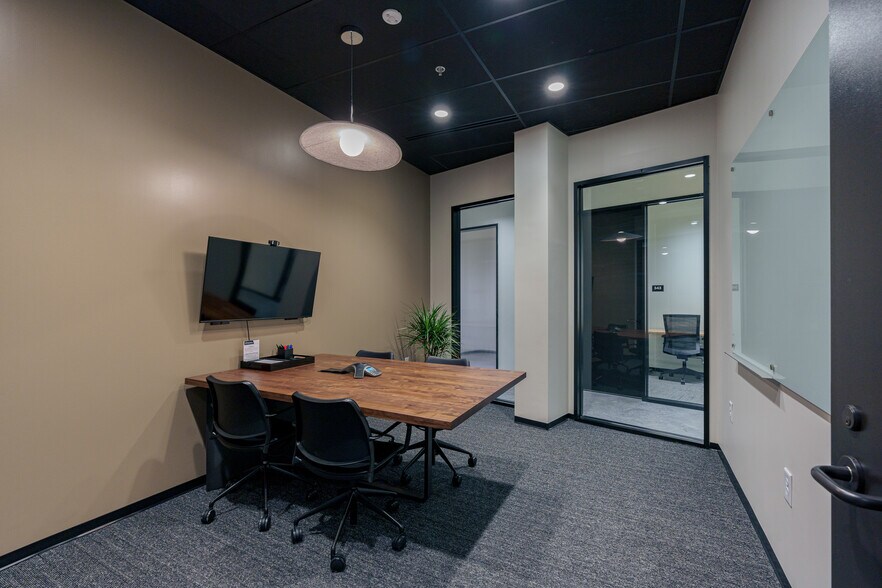 More Photos Of 677 King St, Charleston Coworking Space