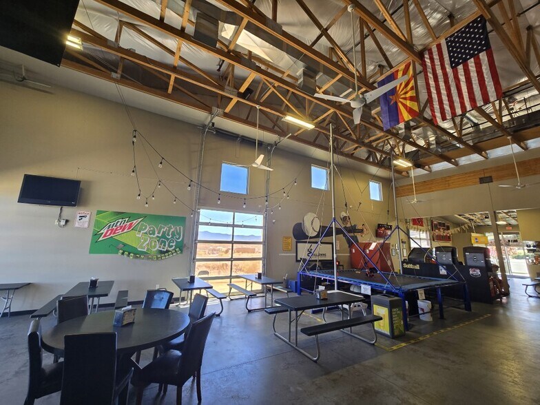 More Photos Of 2555 N Crownpointe Dr, Prescott Valley Freestanding For Sale