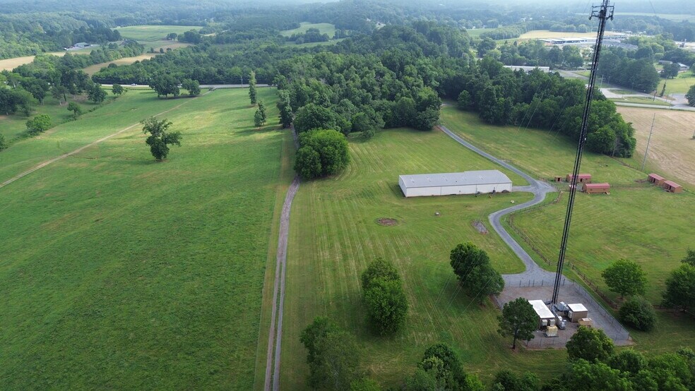 More Photos Of 3922 Highway 2, Cohutta Flex For Sale