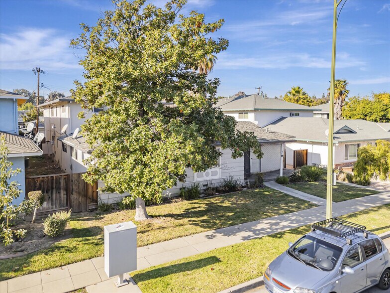 More Photos Of 477 Greendale Way, San Jose Apartments For Sale