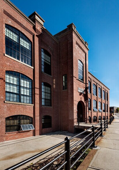 Primary Photo Of 61 Washington St, Sanford Office For Lease