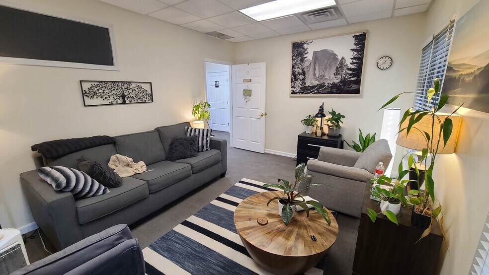 More Photos Of 6900 Houston Rd, Florence Office For Sale