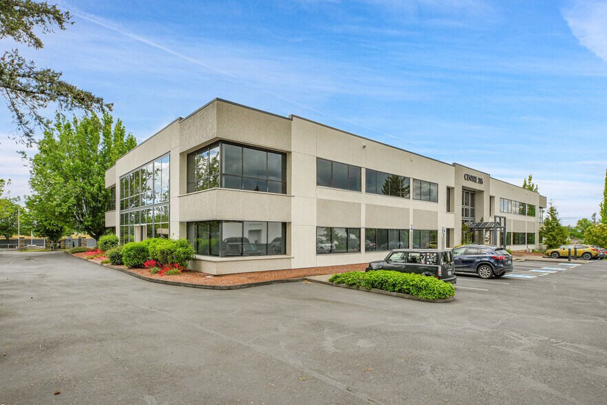 More Photos Of 2600 SE 98th Ave, Portland Office For Sale