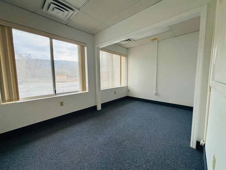 More Photos Of 789 Main St, Great Barrington Medical For Sale