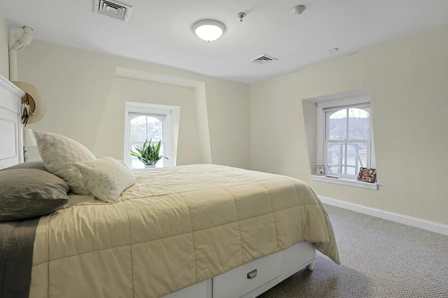 More Photos Of 46 S Broadway, Nyack Office Residential For Sale