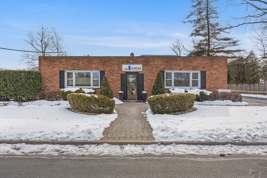 Primary Photo Of 39 Woodland Rd, Roseland Office For Sale