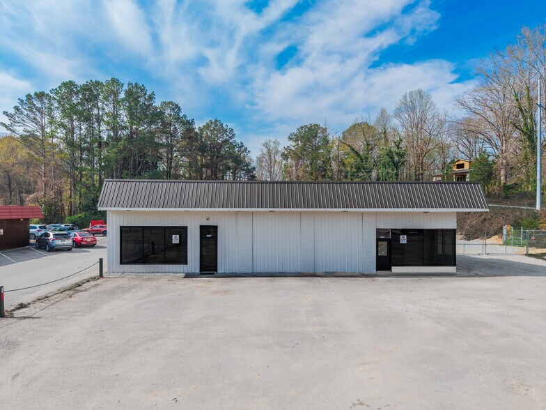 More Photos Of 540 E Church St, Jasper Auto Repair For Sale