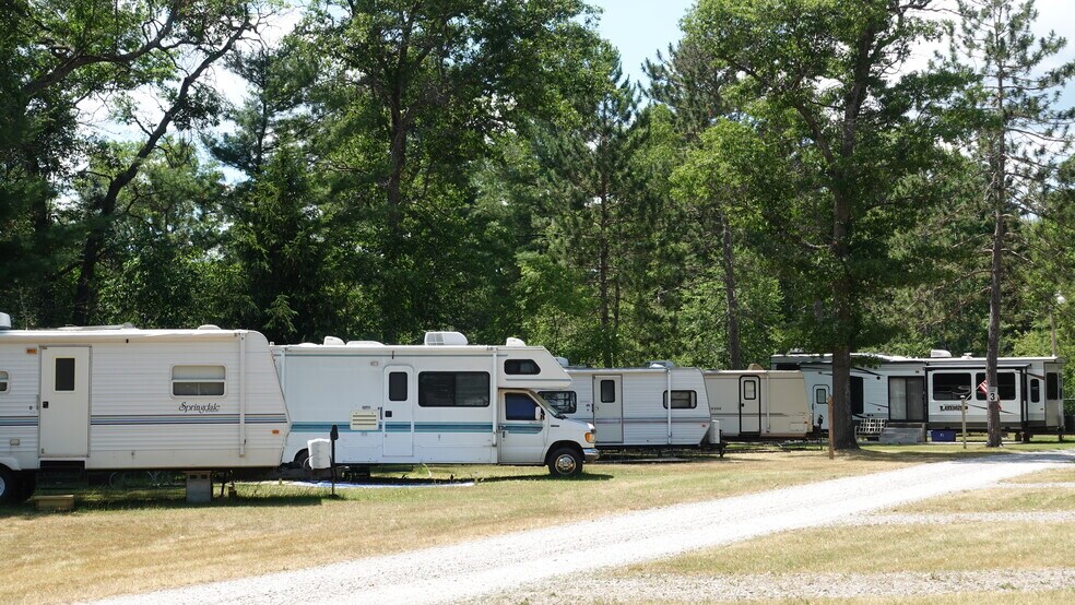 More Photos Of 1215 W 8th St, Mio Hospitality For Sale