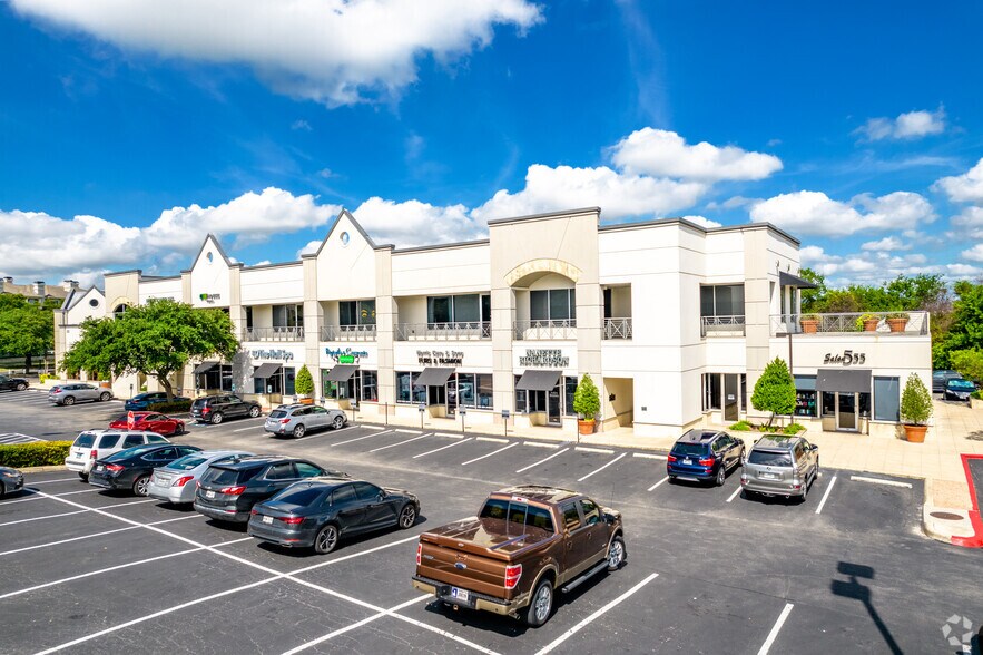 Primary Photo Of 555 E Basse Rd, San Antonio Freestanding For Lease