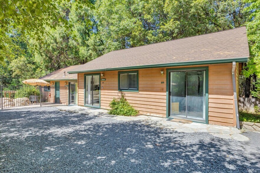 More Photos Of 22732 Middle Camp rd, Sonora Hotel For Sale