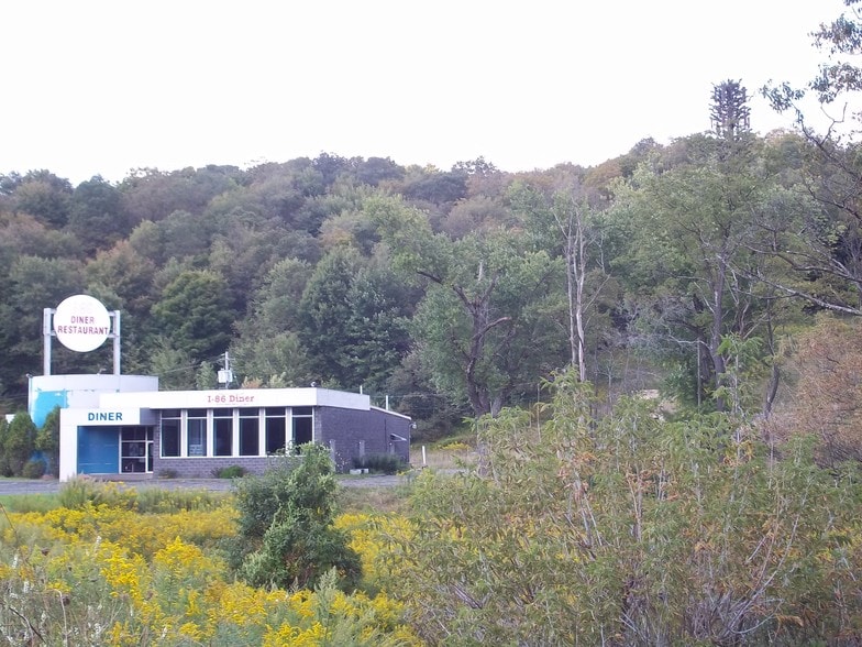 More Photos Of 708-720 Parksville Rd, Parksville Restaurant For Sale