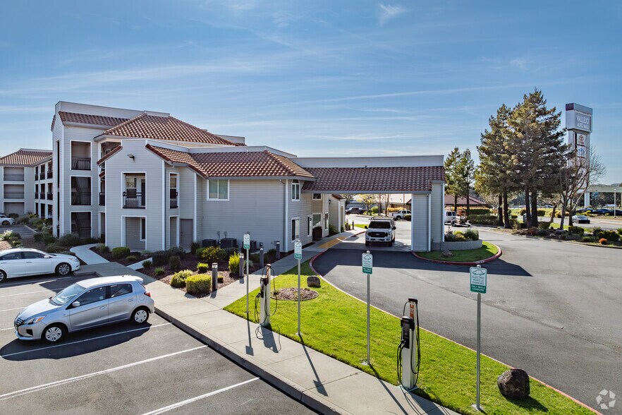 More Photos Of 1000 Admiral Callaghan Ln, Vallejo Hotel For Sale