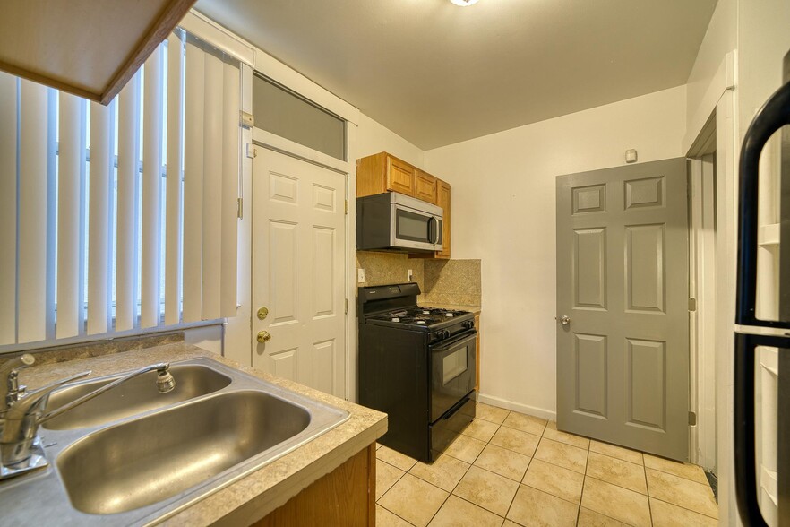 More Photos Of 1197 Virginia Park St, Detroit Apartments For Sale