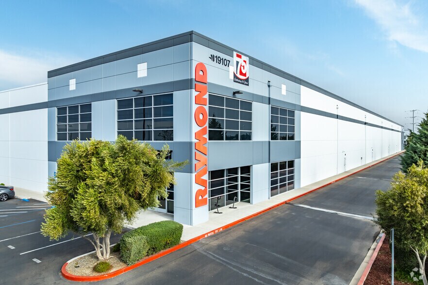 Primary Photo Of 19107 Christopher Way, Lathrop Manufacturing For Lease