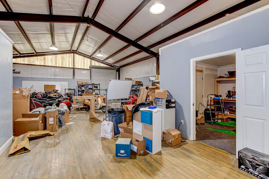 More Photos Of 3002 River Watch Ln, Augusta Flex For Sale