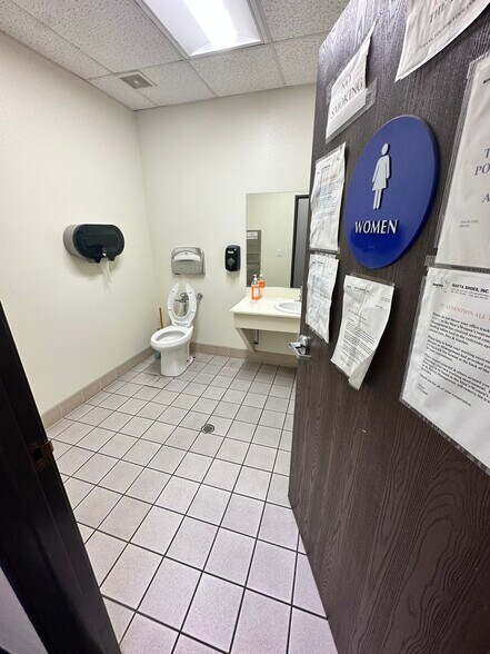 More Photos Of 14632 E Nelson Ave, City Of Industry Warehouse For Lease