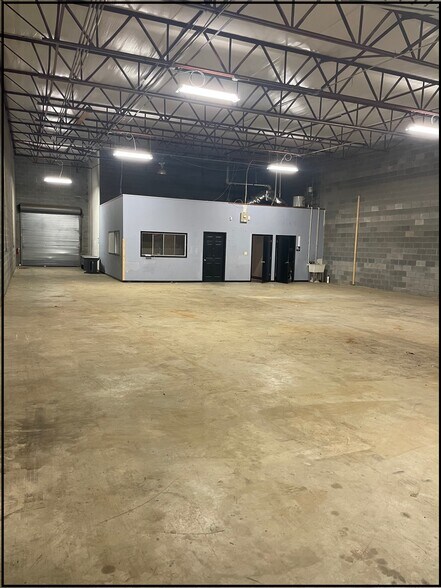 More Photos Of 1705 Orr Industrial Ct, Charlotte Industrial For Lease