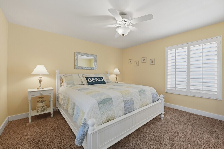 More Photos Of 4652 Cass St, San Diego Office Residential For Sale