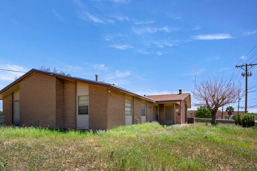 More Photos Of 5310 Blanco Ave, El Paso Office Residential For Lease