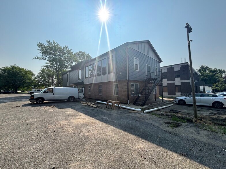 More Photos Of 510 S Burnt Mill Rd, Voorhees Office For Lease