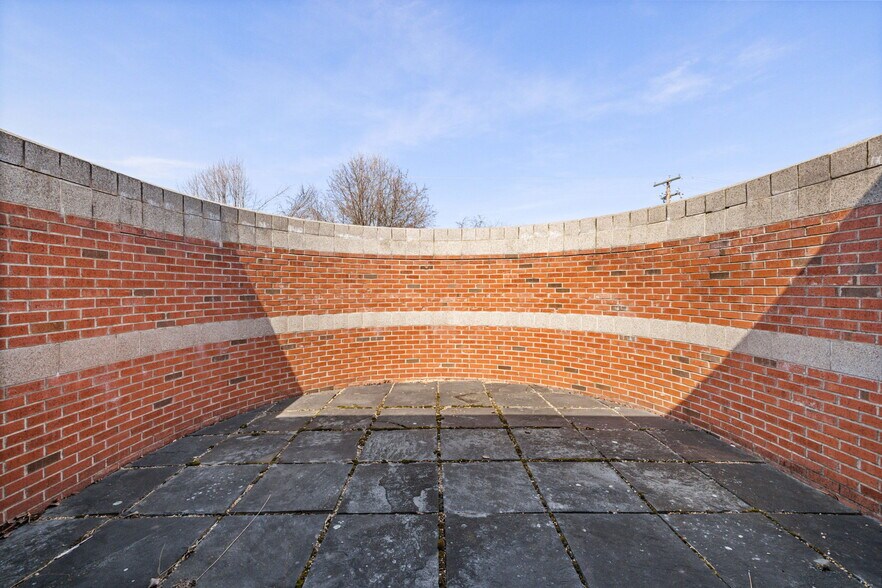 More Photos Of 250 Commerce Park, New Columbia Office For Sale