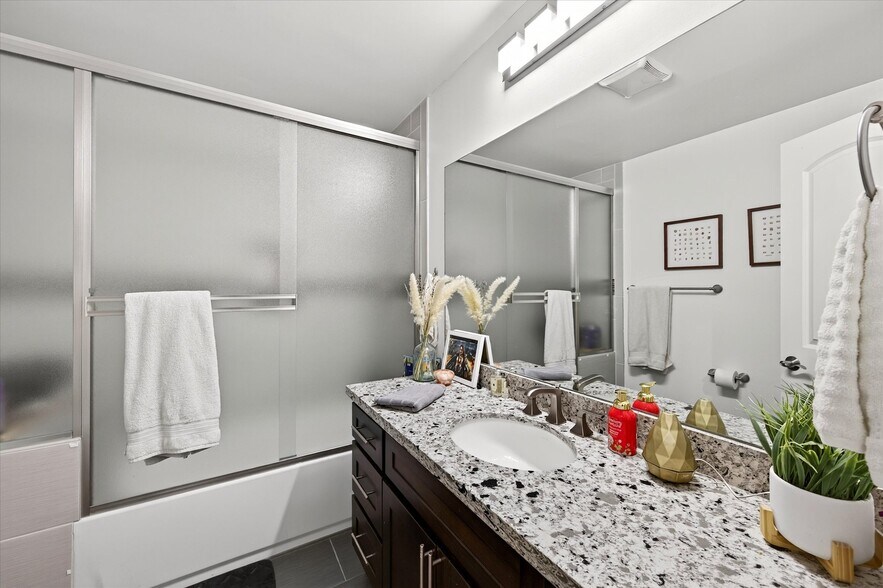 More Photos Of 1920 Camino Verde, Walnut Creek Apartments For Sale