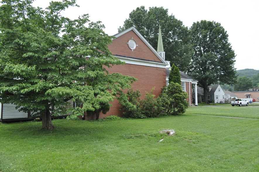 More Photos Of 5502 Noyes Ave, Charleston Specialty For Sale