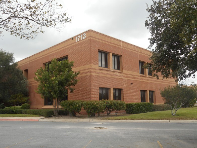 More Photos Of 1713 Treasure Hills Blvd, Harlingen Medical For Lease