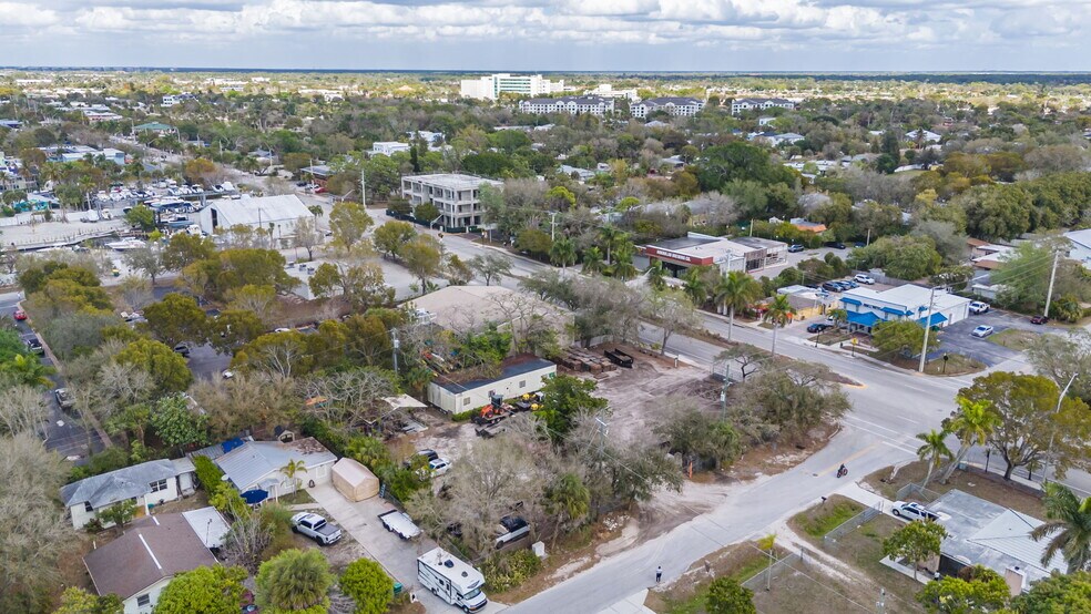 More Photos Of 3612 Bayshore Dr, Naples Land For Sale