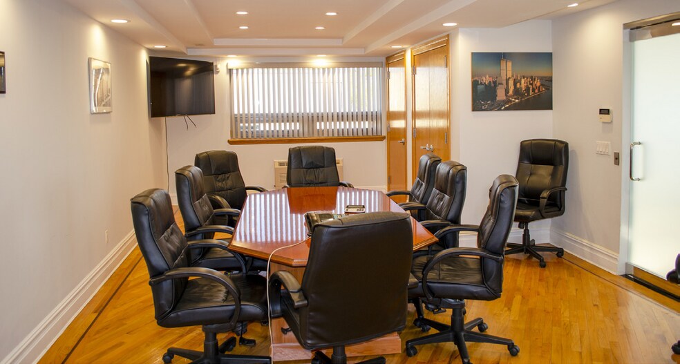 More Photos Of 36-44 13th St, Long Island City Light Distribution For Lease