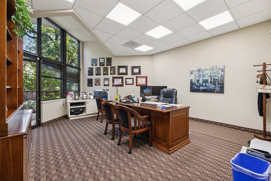 More Photos Of 550 Price Ave, Redwood City Office For Sale