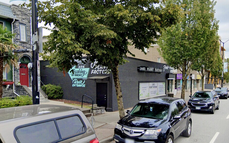 More Photos Of 3925 Hastings St, Burnaby General Retail For Lease