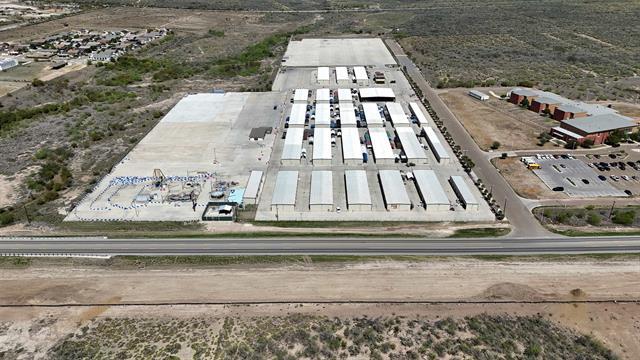 More Photos Of 102 Camino Nuevo, Laredo Warehouse For Sale