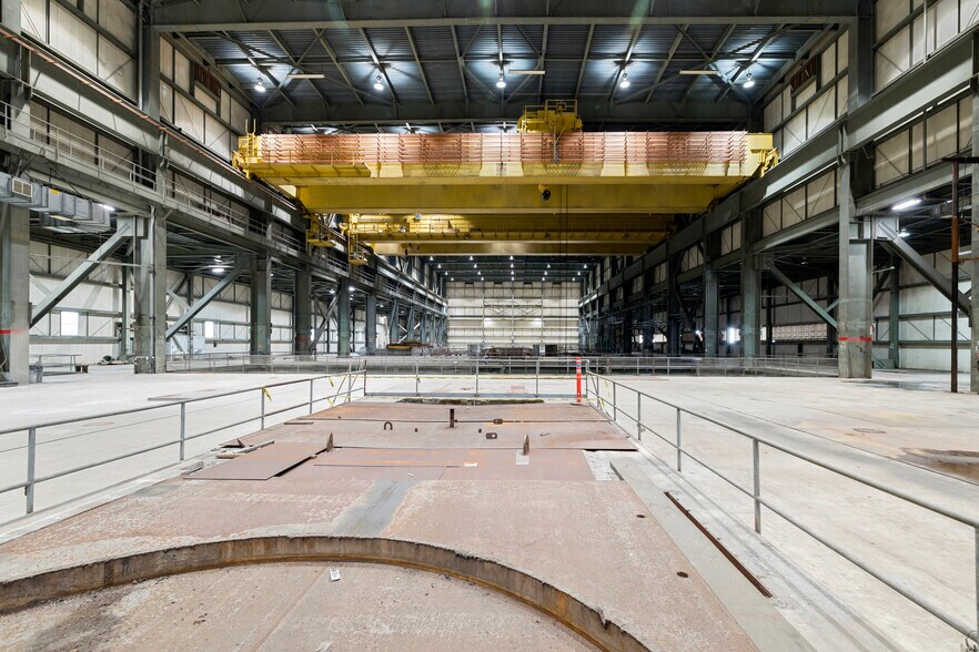 More Photos Of 60 Tower Blvd, Elma Manufacturing For Lease