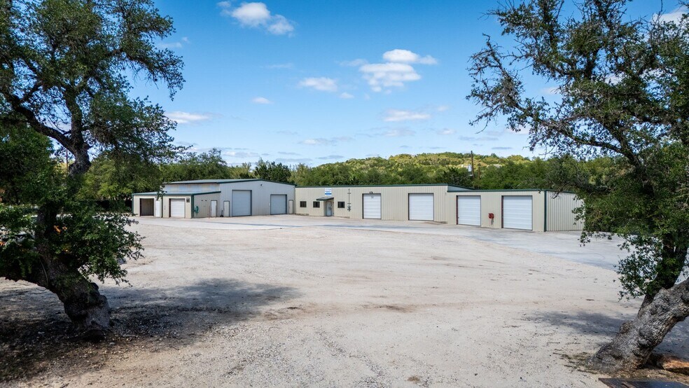 More Photos Of 180 Spring Mountain Dr, Canyon Lake Distribution For Sale