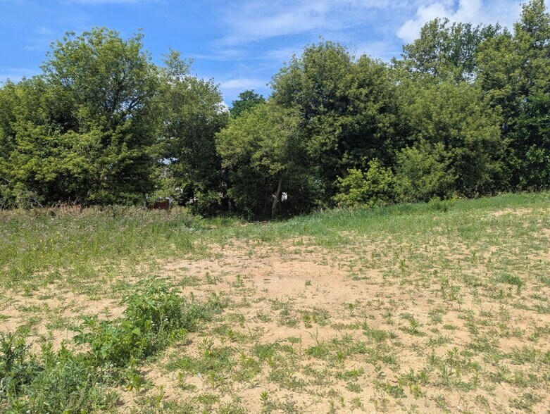 More Photos Of Lot 1 Vicary Road @ Meridian Rd. / US - 127, Cement City Land For Sale