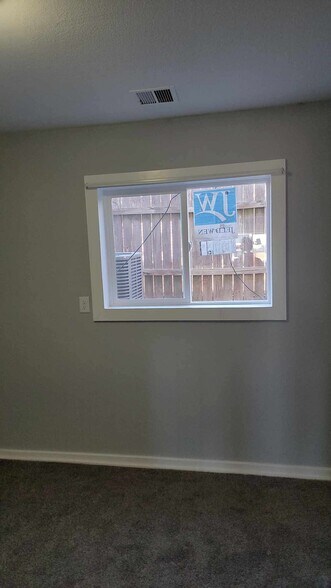 More Photos Of 124 W 8th St, Douglass Apartments For Sale