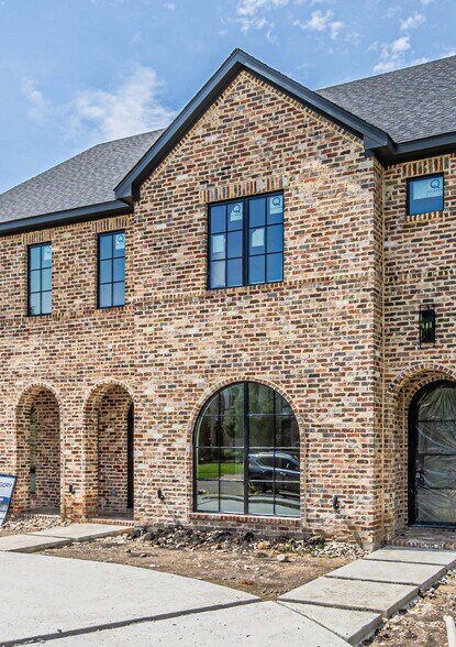 More Photos Of 4328-4330 Glenwick Ln, Dallas Apartments For Sale
